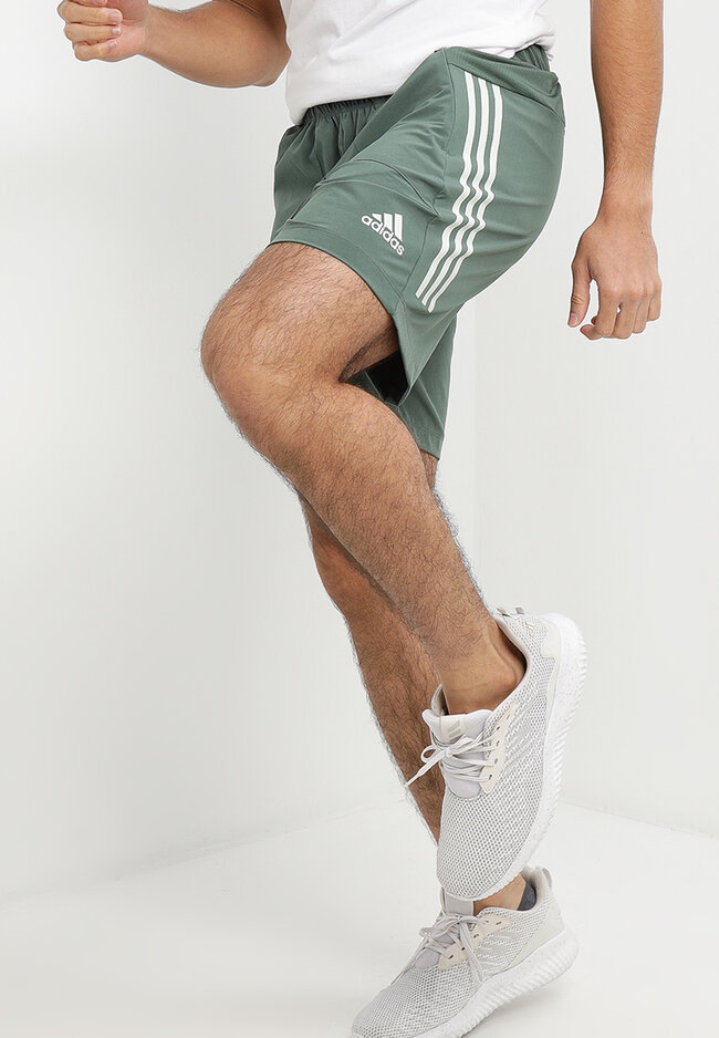 train icons training shorts