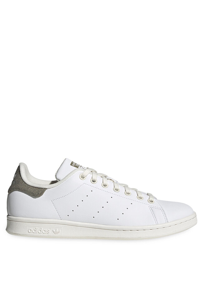 vapormax plus barely volt