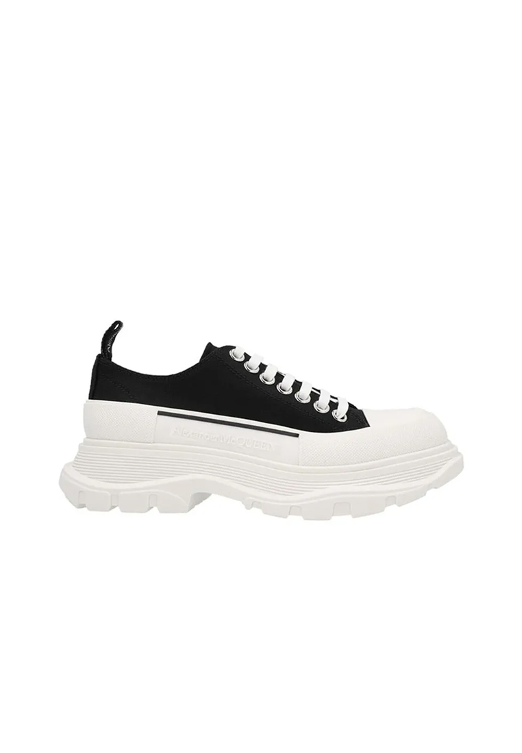 ALEXANDER MCQUEEN Tread Slick Women's Sports Shoes in White with Black Accents 697072 W4AAQ