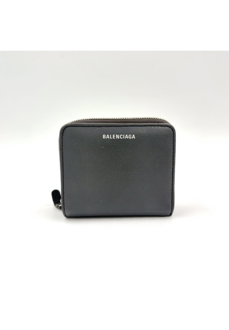 Balenciaga Pre-Loved BALENCIAGA Pre-Loved BALENCIAGA Everyday billfold Bi-fold wallet wallet gray Le