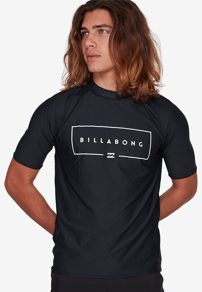 Union Relaxed Fit Short Sleeves Rashie