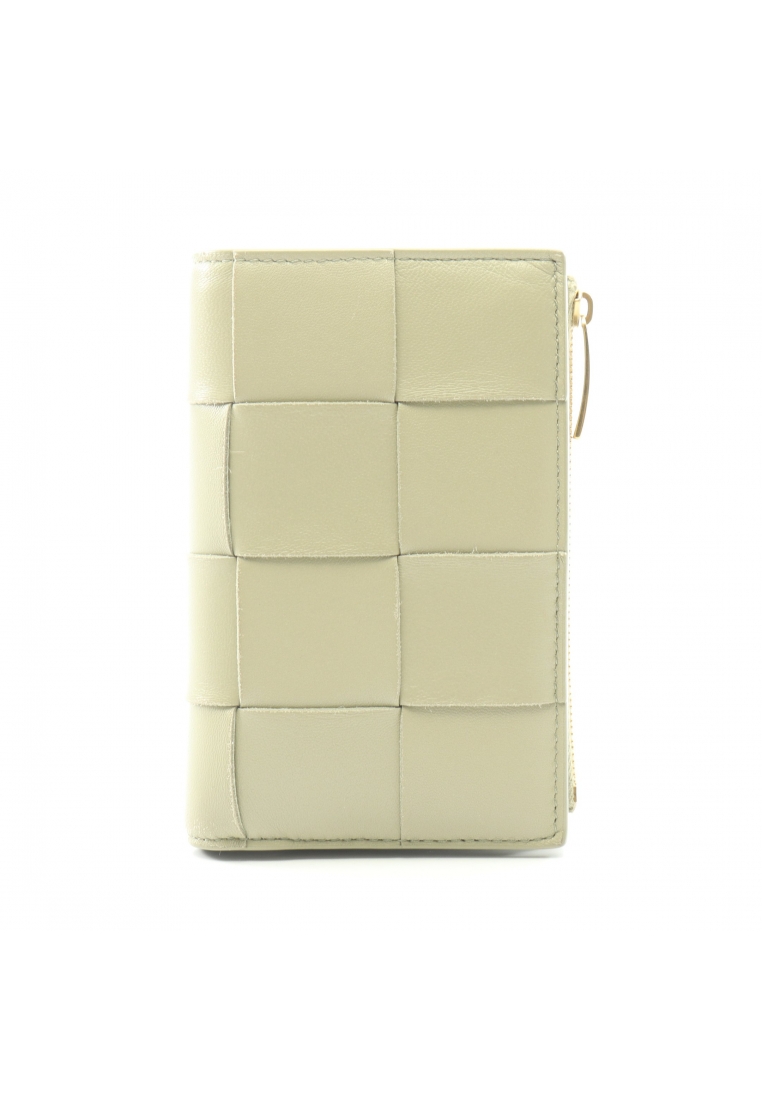 BOTTEGA VENETA Pre-Loved BOTTEGA VENETA Medium cassette maxi intrecciato Bi-fold wallet leather Khak