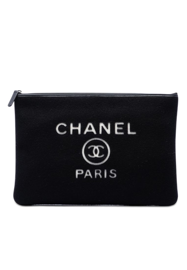 CHANEL Pre-Loved Chanel Large Wool Felt Deauville O Case Clutch