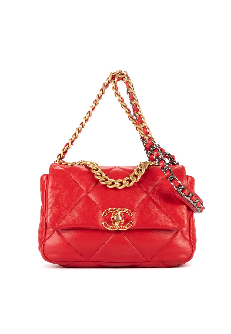 Chanel Pre-Loved Classic 19 Flap