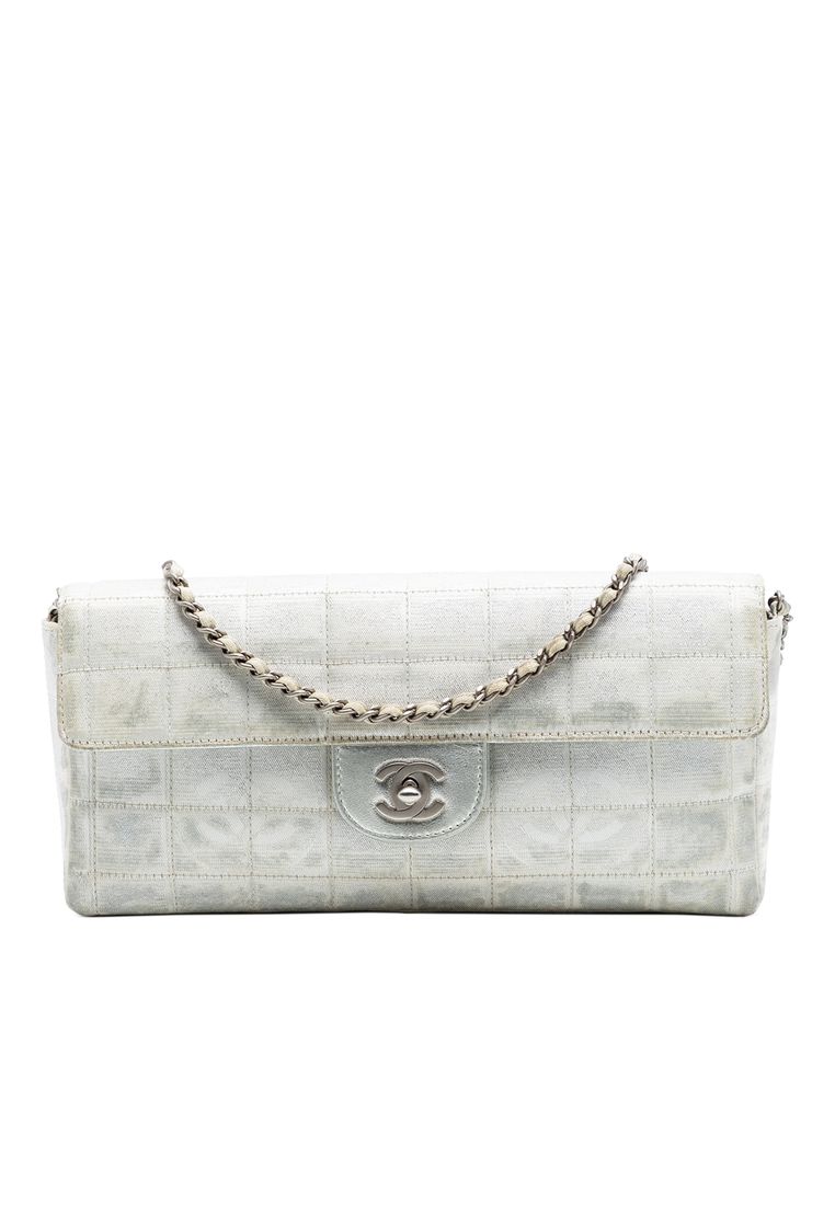 Chanel Pre-Loved Chanel New Travel Line Nylon East West Flap