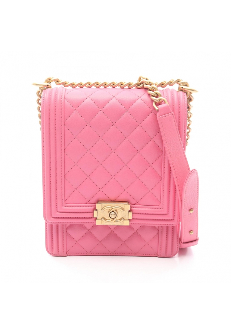 Chanel Pre-Loved Chanel boy chanel matelasse chain shoulder bag lambskin pink gold hardware