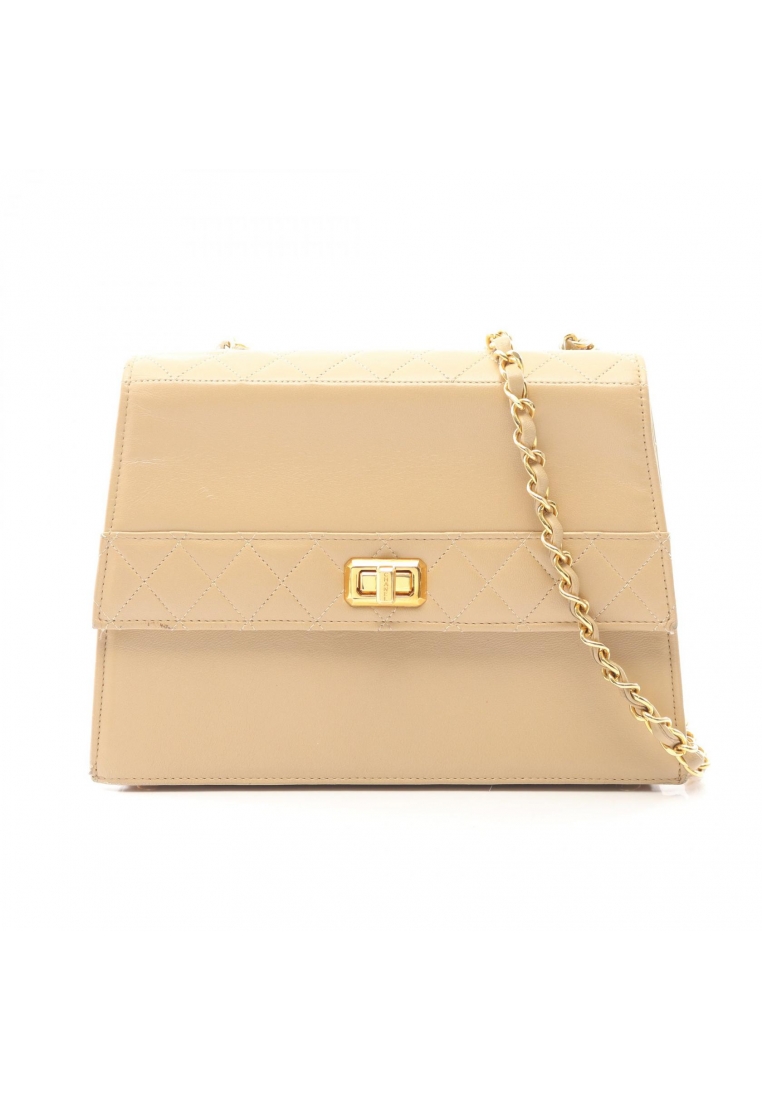 Chanel Pre-Loved Chanel matelasse vintage chain shoulder bag lambskin beige vintage