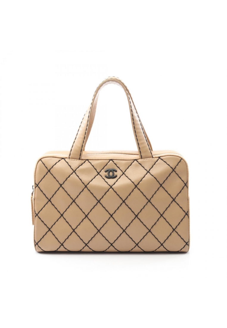 Chanel Pre-Loved Chanel wild stitch Handbag tote bag leather beige black hardware
