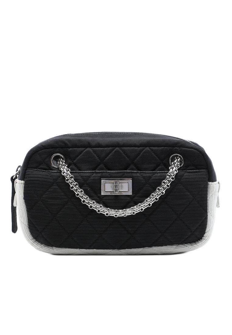 Chanel Pre-Loved Chanel Bicolor Quilted Nylon Reissue 2.55 Camera Case