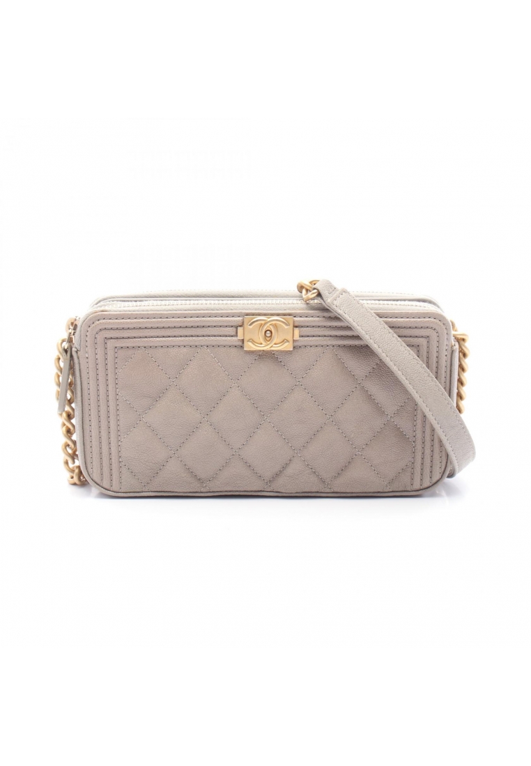 Chanel Pre-Loved Chanel boy chanel chain wallet Caviar skin Gray beige gold hardware