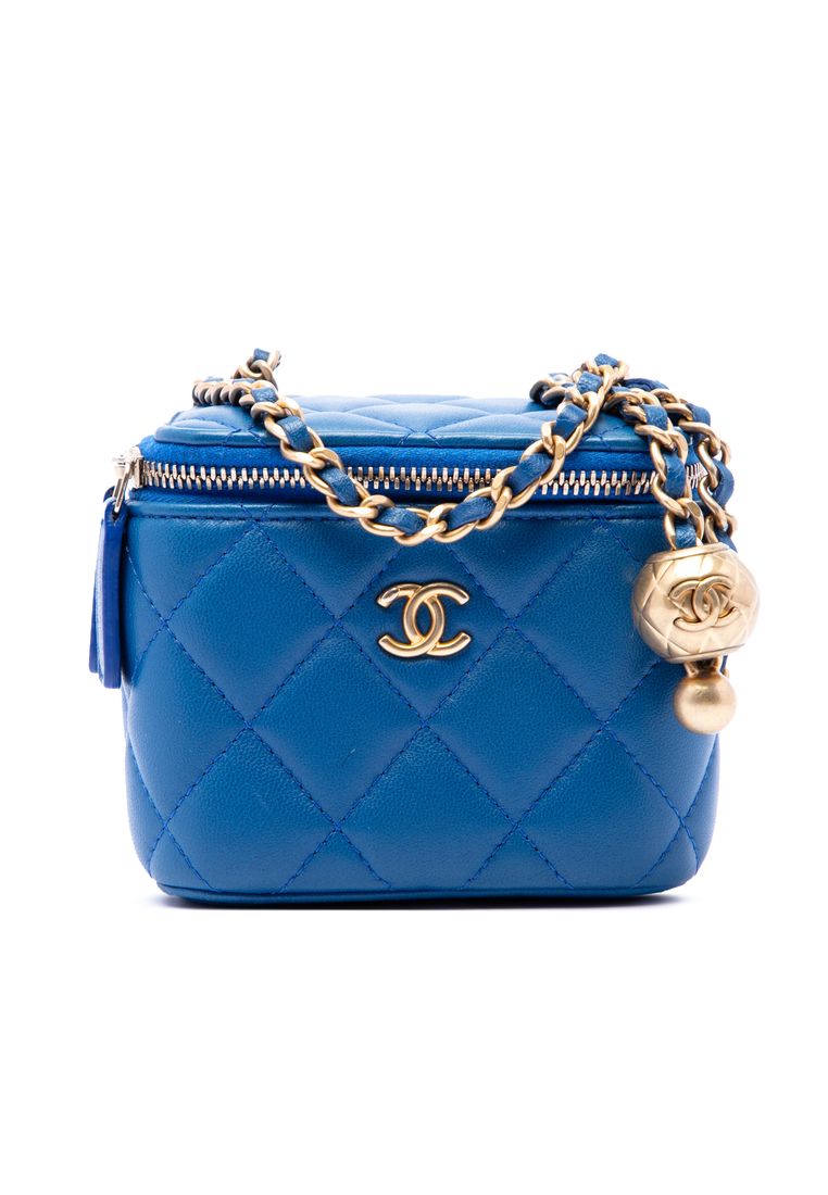 CHANEL Pre-Loved Chanel Mini Quilted Lambskin Pearl Crush Vanity Case With Chain