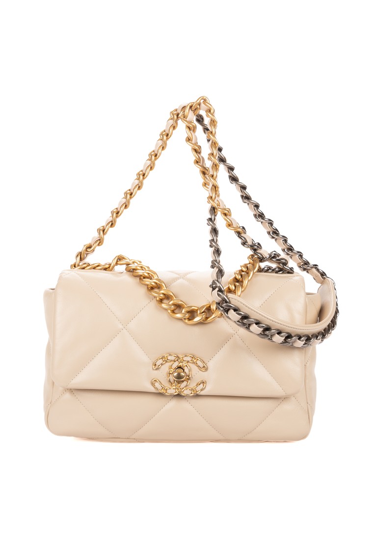 Chanel Pre-Loved Classic 19 Flap