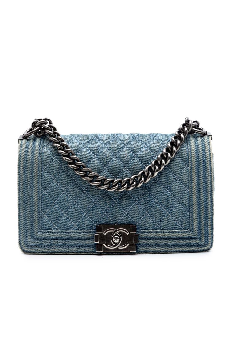 Chanel Pre-Loved Chanel Old Medium Quilted Denim Boy Flap
