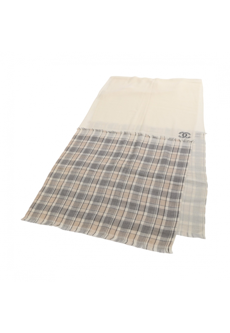Chanel Pre-Loved Chanel coco mark Stall check cashmere ivory gray 13A