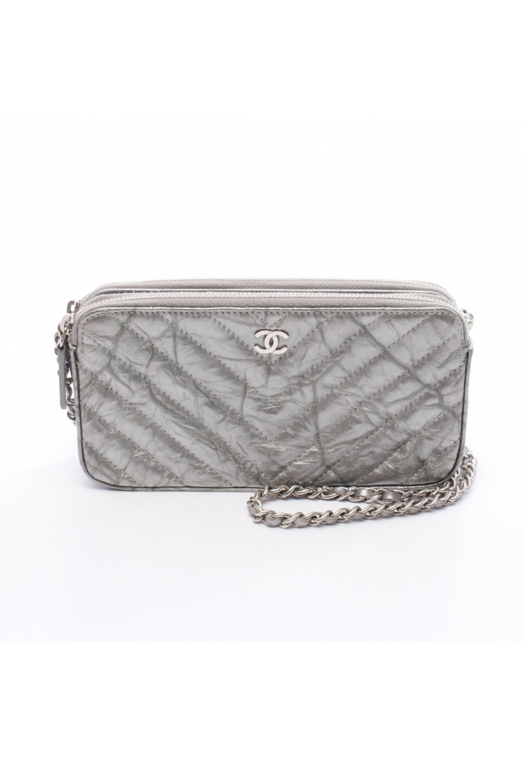 Chanel Pre-Loved Chanel Chevron V-stitch chain wallet leather Silver silver hardware