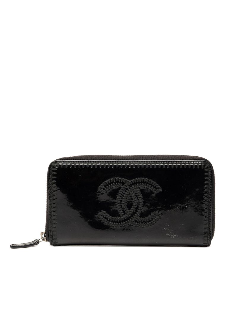 Chanel Pre-Loved Chanel Cc Patent Stitched Long Wallet