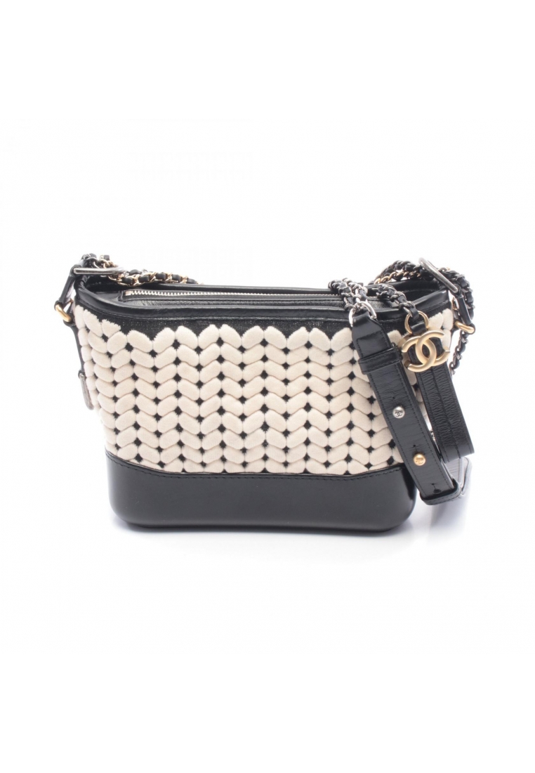 Chanel Pre-Loved Chanel Gabriel De Chanel Small hobo chain shoulder bag knit leather off white black