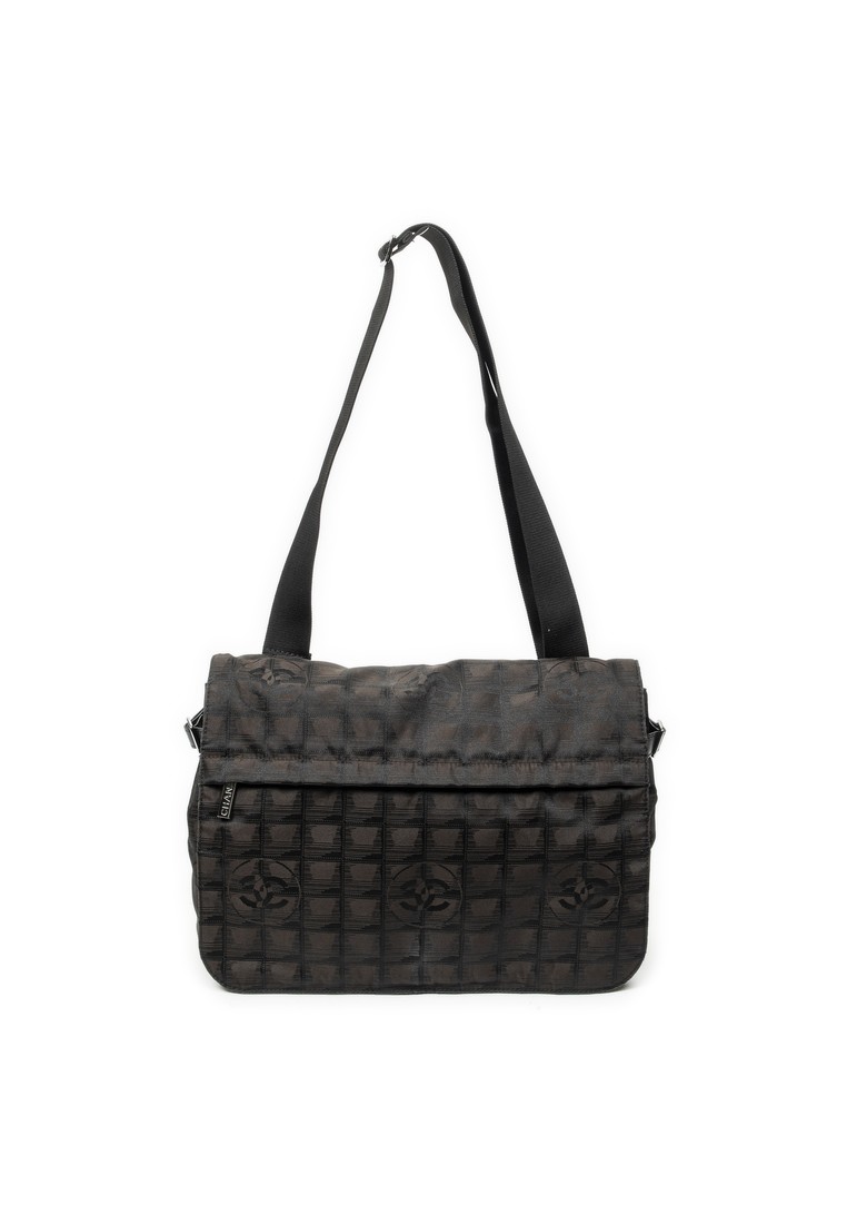 CHANEL Pre-Loved New Travel Line Flap Messenger