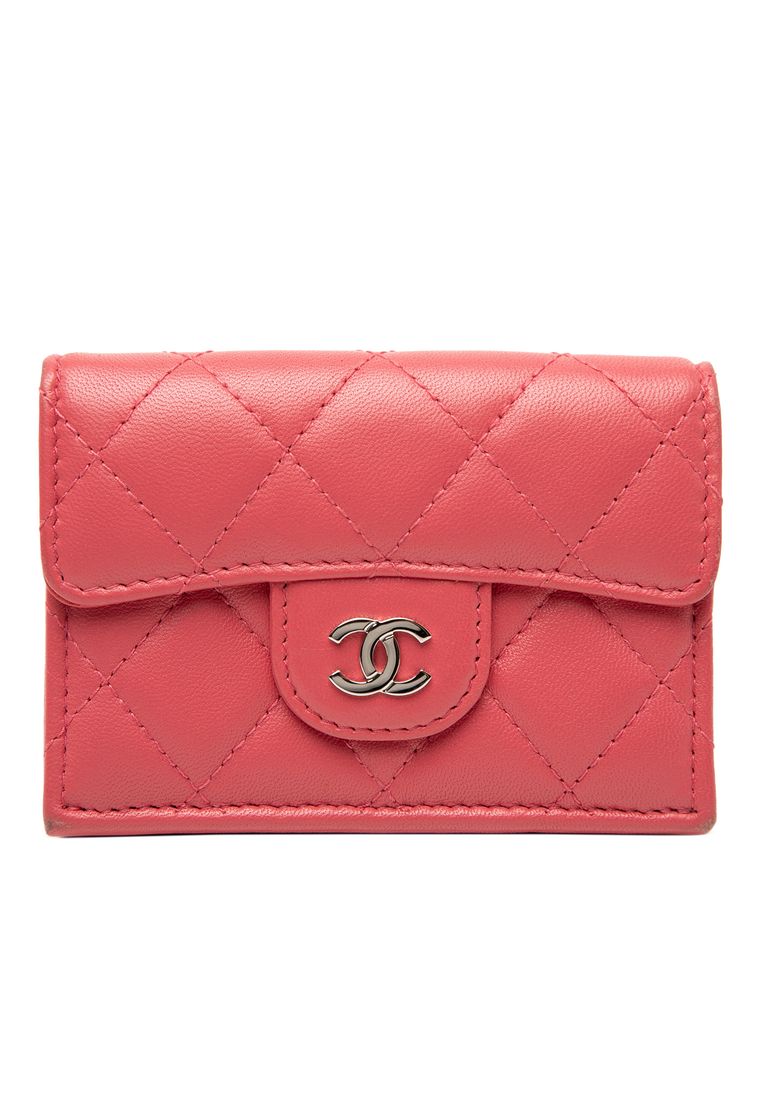 Chanel Pre-Loved Chanel Cc Quilted Lambskin Compact Flap Wallet