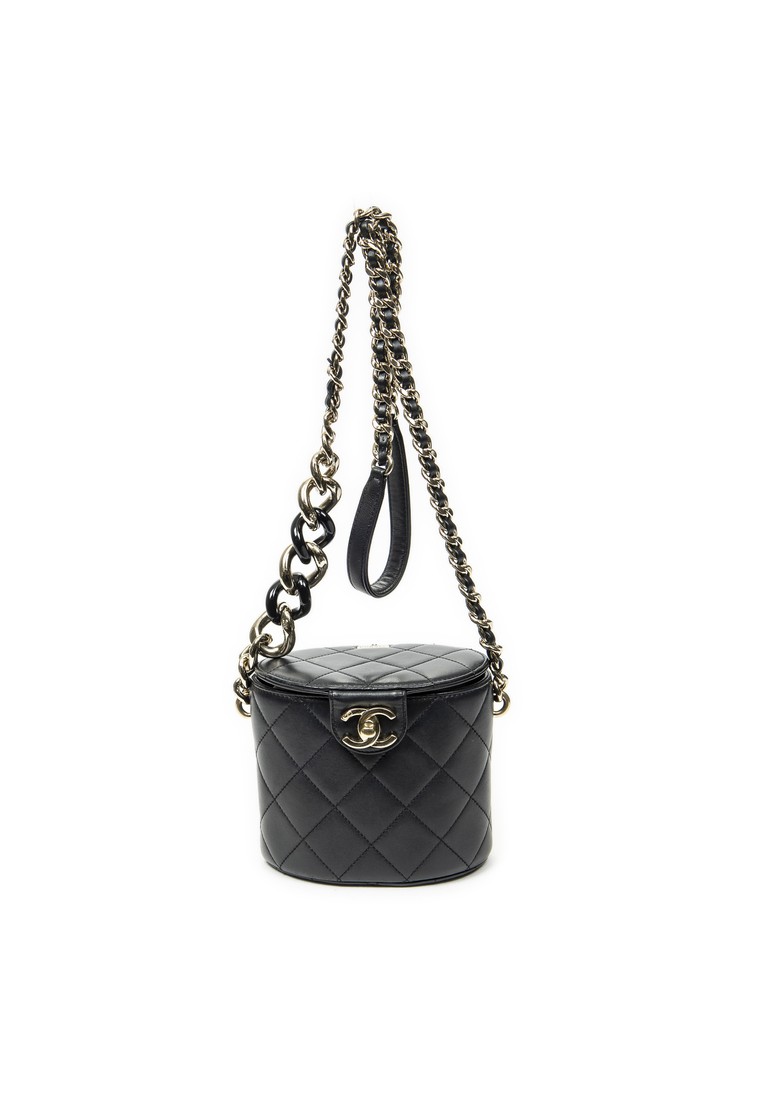 Chanel Pre-Loved Elegant Chain Vanity Case
