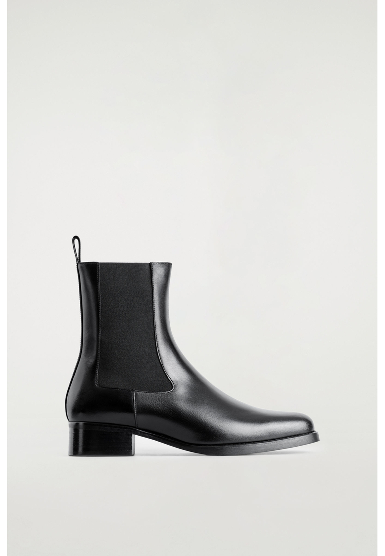 COS LEATHER CHELSEA BOOTS