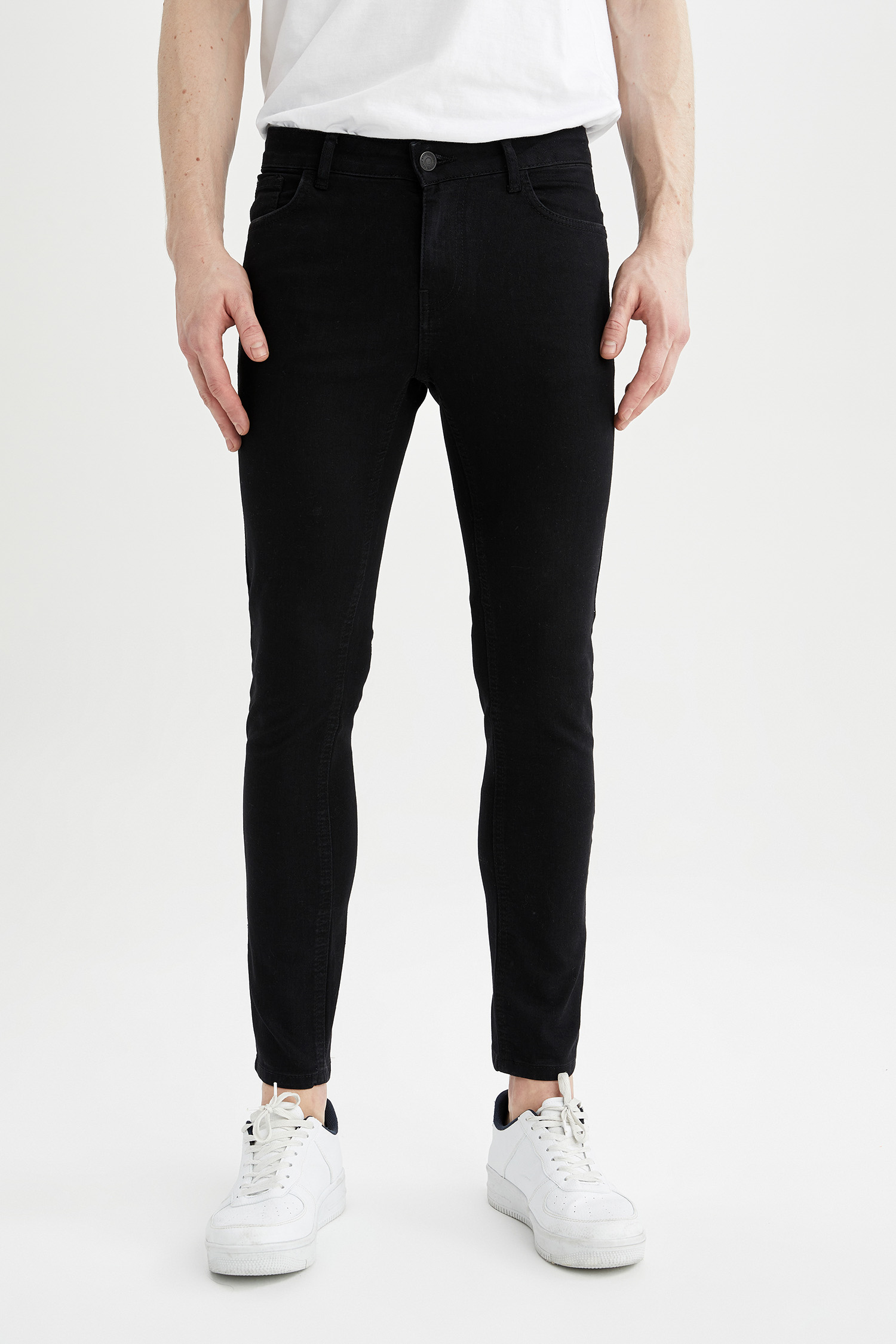 Buy Men JEANS Online @ ZALORA Hong Kong