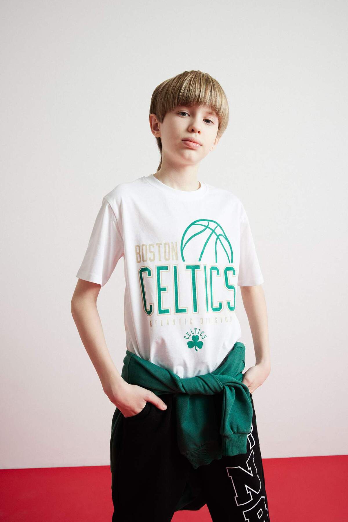 DeFacto Boys Nba Boston Celtics Crew Neck Short Sleeve T-Shirt D9549A825Sm