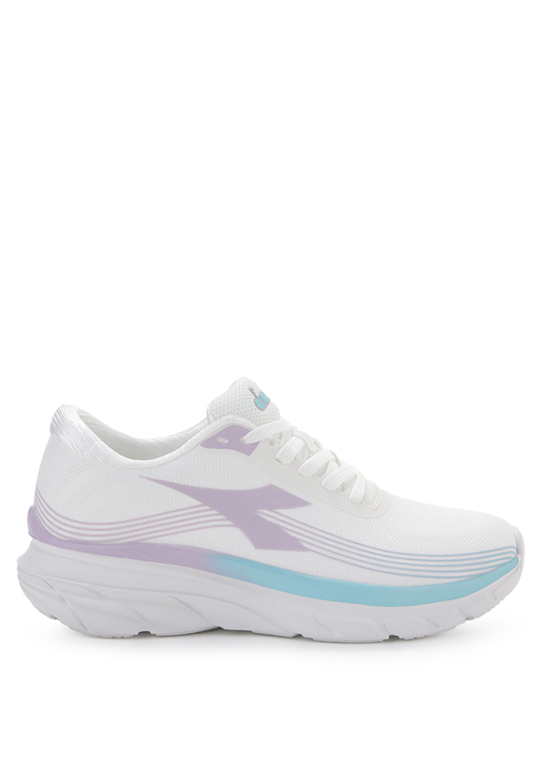 Diadora Poero