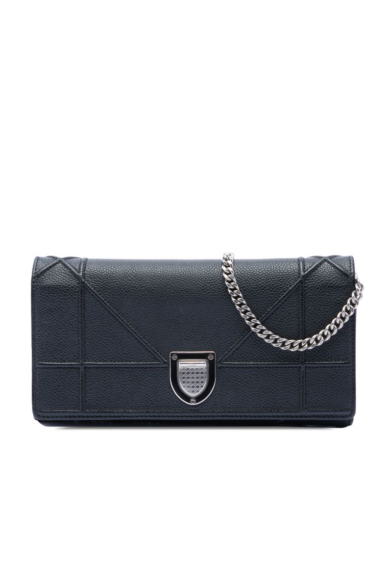 Dior Pre-Loved Dior Grained Calfskin Diorama Croisiere Wallet On Chain