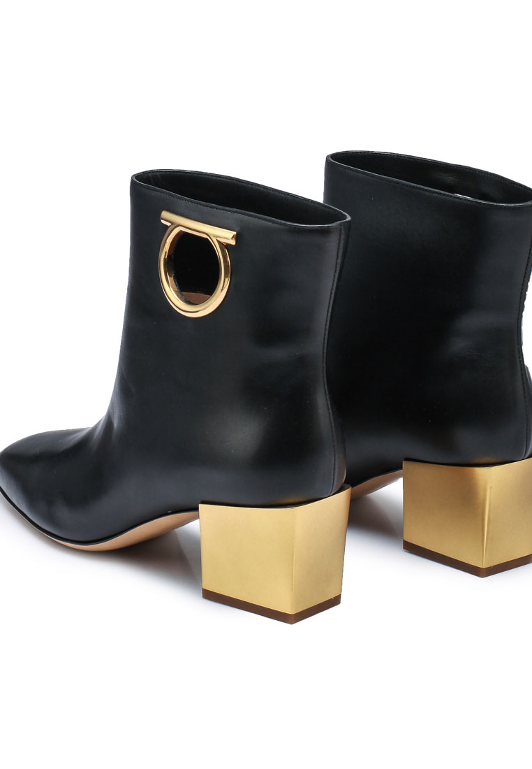 ferragamo discount code