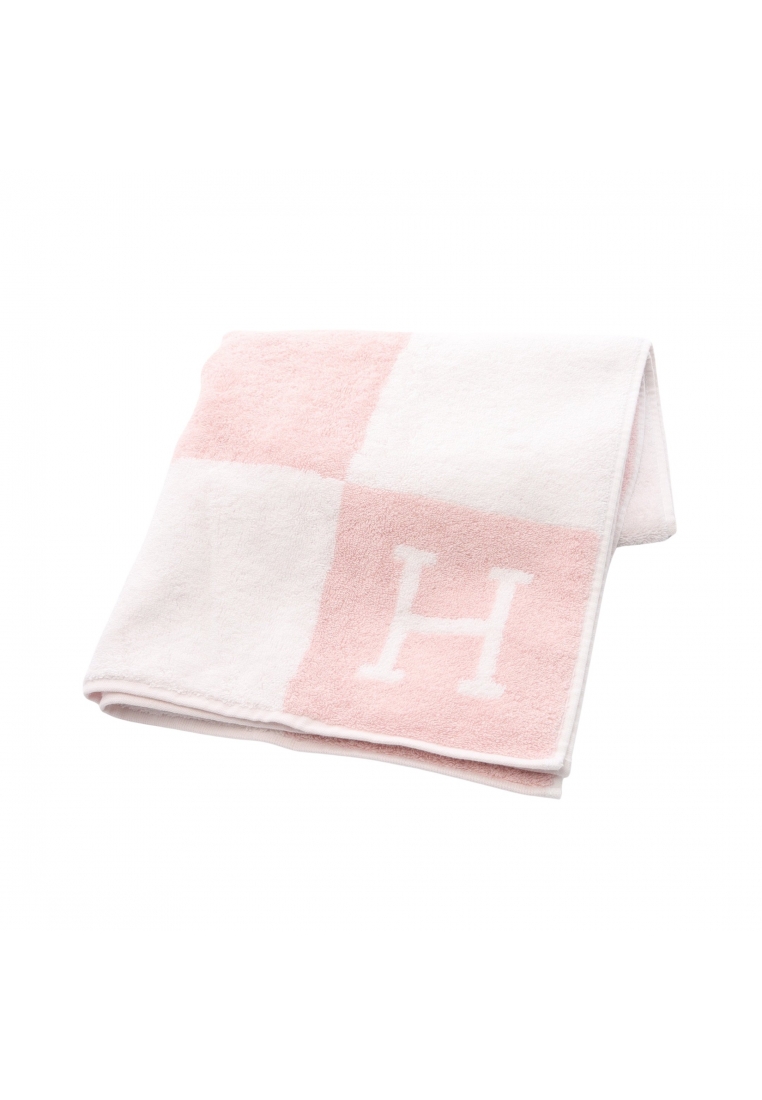 Hermès Pre-Loved Hermès Avalon Rose Lila face towel cotton pink white