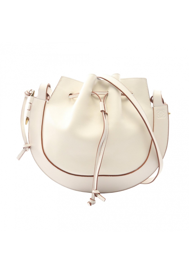 LOEWE Pre-Loved LOEWE Horseshoe Bag Shoulder bag leather off white