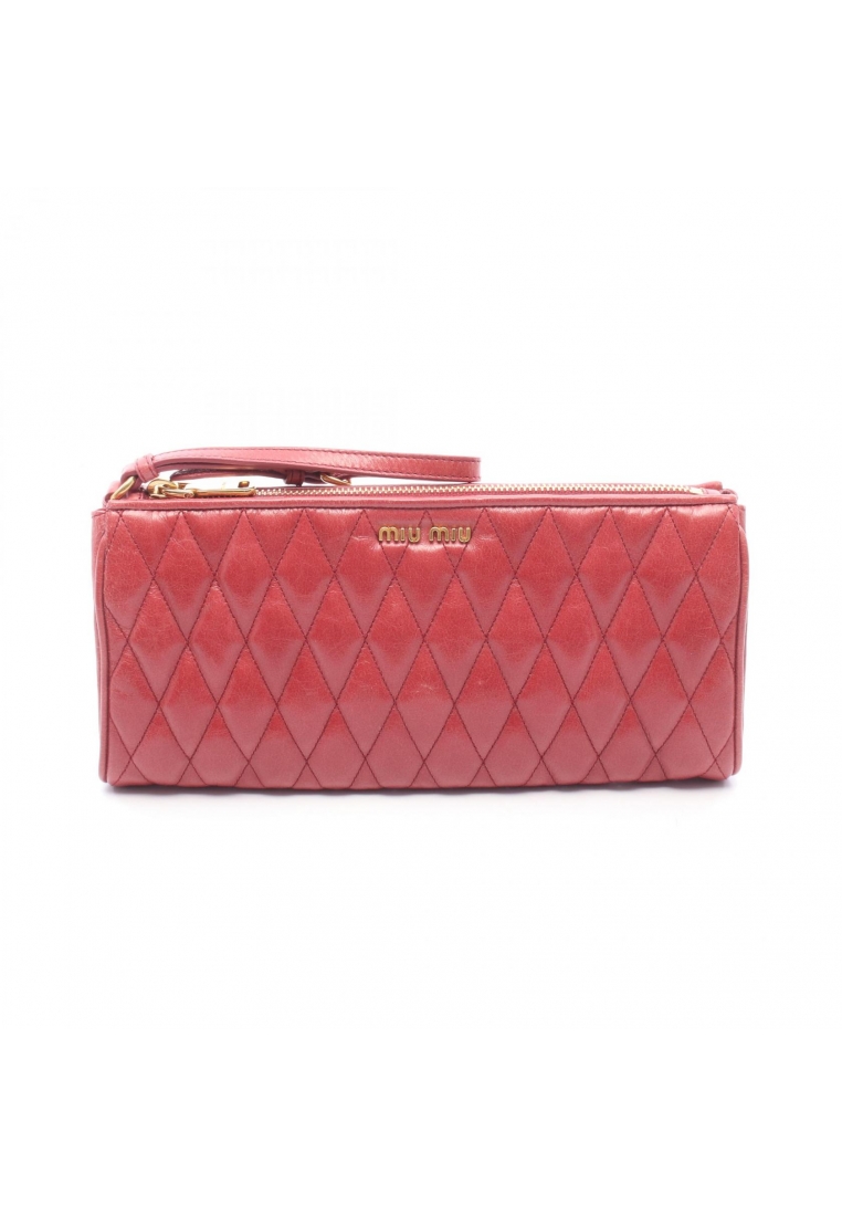 Miu Miu Pre-Loved MIU MIU matelasse Clutch bag leather Red