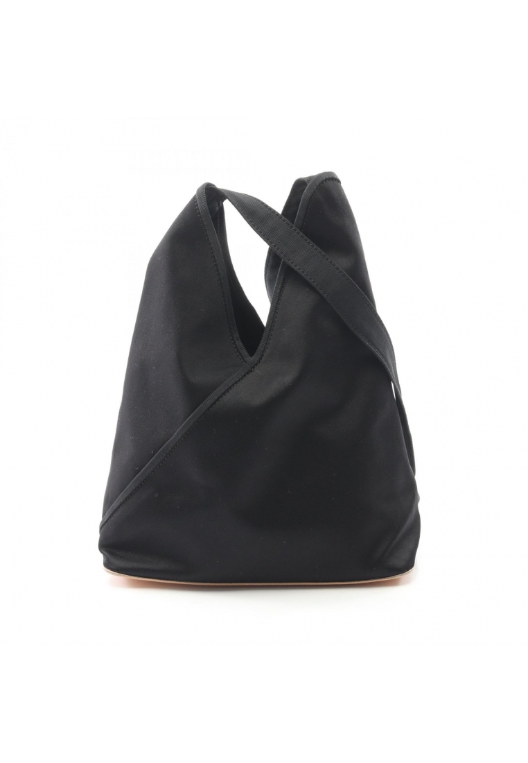 MM6 MAISON MARGIELA Pre-Loved MM6 MAISON MARGIELA Japanese Shoulder bag Nylon black
