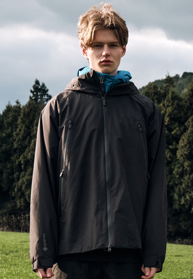 National Geographic Men’s ATLAS GORE-TEX 2L Waterproof Jacket