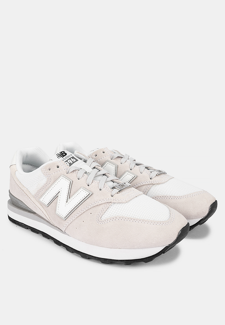 New Balance 996