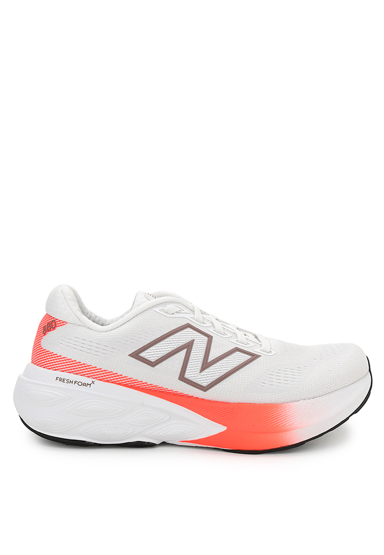 New Balance 880