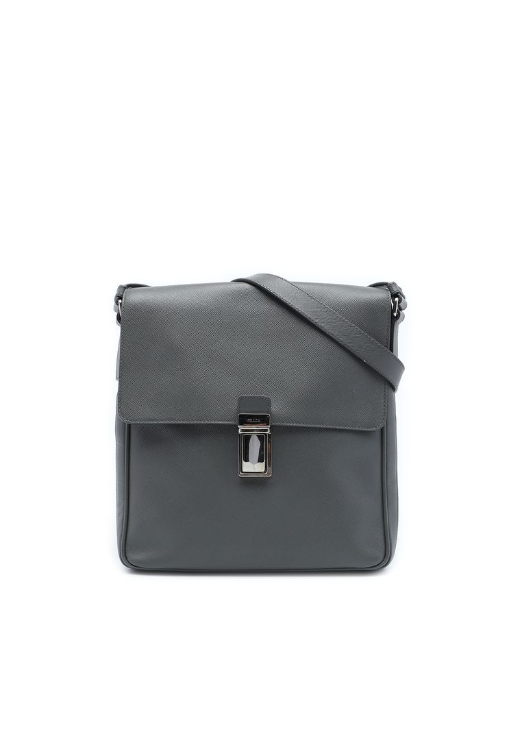 Prada Pre-Loved Prada Saffiano Travel Messenger Bag