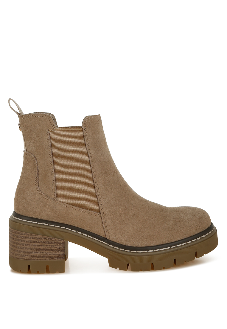Rag & CO. Suede Chunky Chelsea Boots in Beige