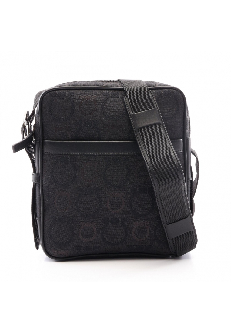 Salvatore Ferragamo Pre-Loved Salvatore Ferragamo Gancini Shoulder bag canvas leather black