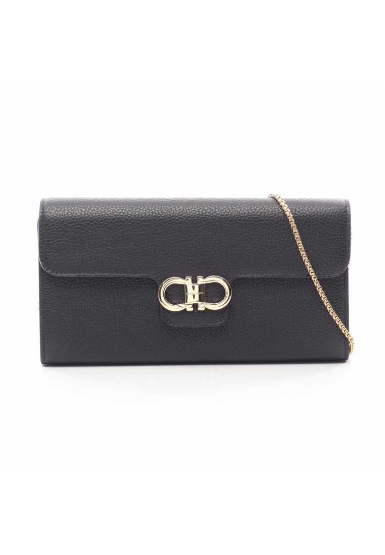 Salvatore Ferragamo Pre-Loved Salvatore Ferragamo Gancini Shoulder bag leather black