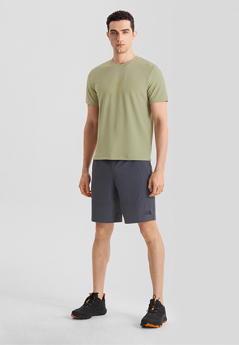 north face shorts and top
