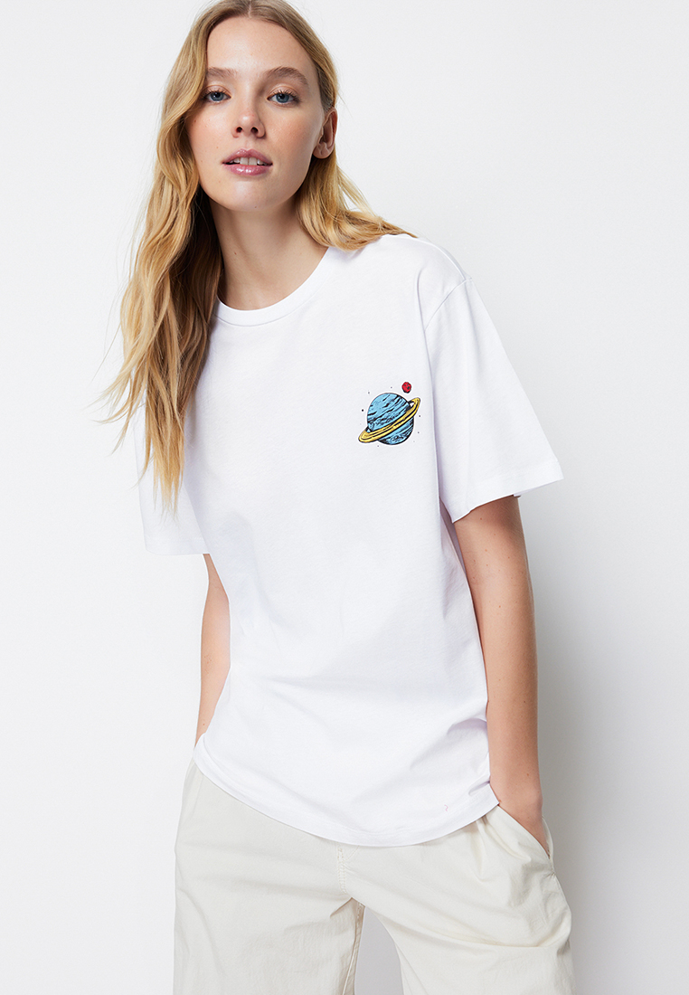 Trendyol Front and Back Galaxy Printed Boyfriend Fit Crew Neck T-Shirt