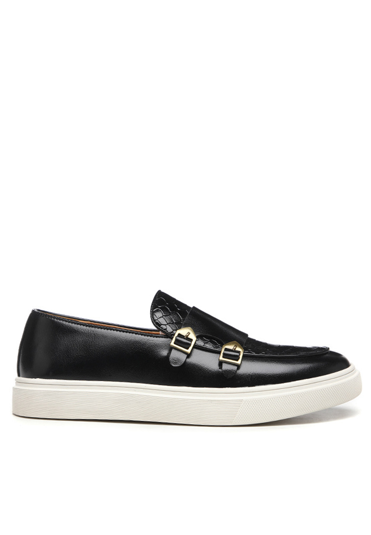 Twenty Eight Shoes Texture Synthetic Leather Buckle Loafers WZWH-S22