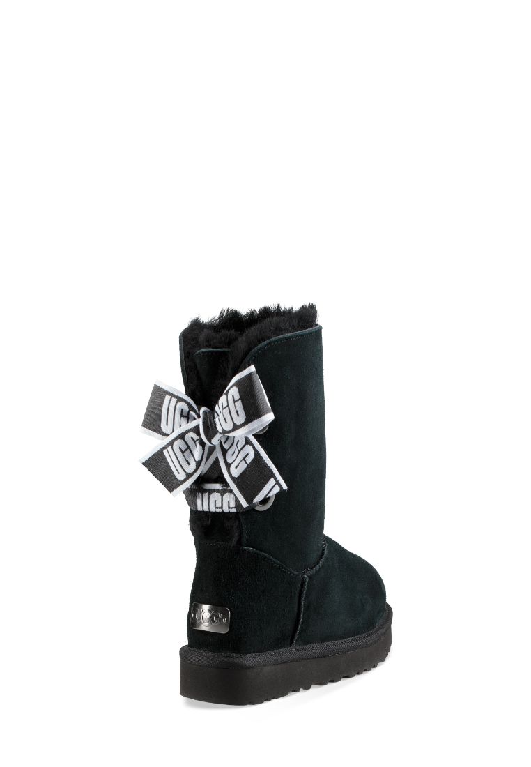 black customizable uggs