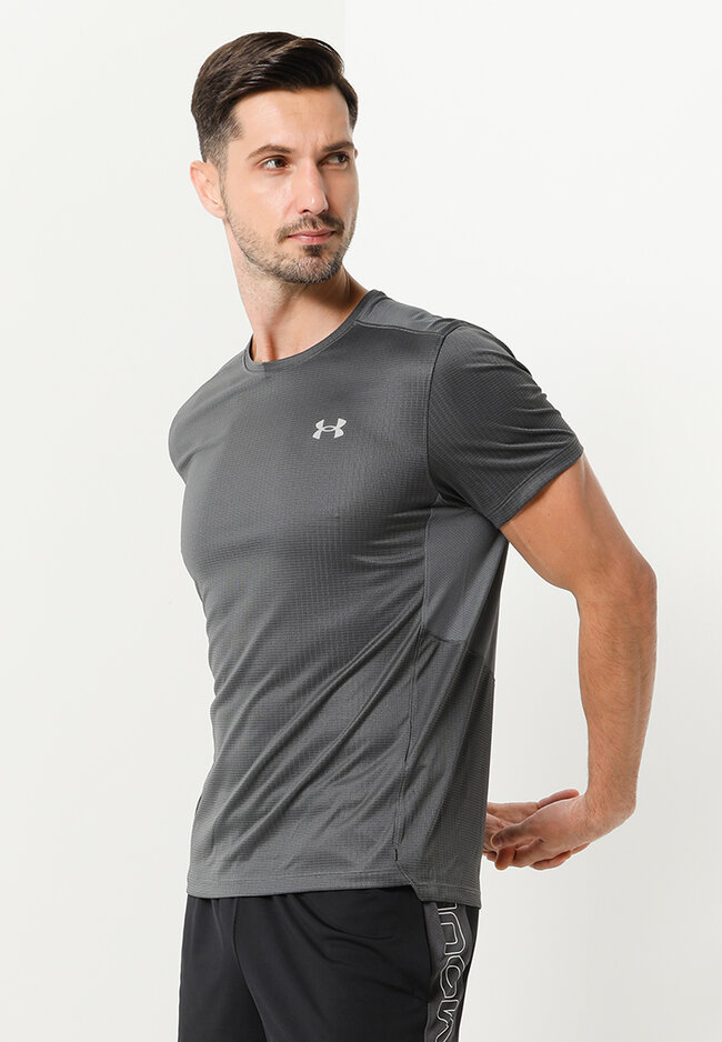 grey under armour top mens