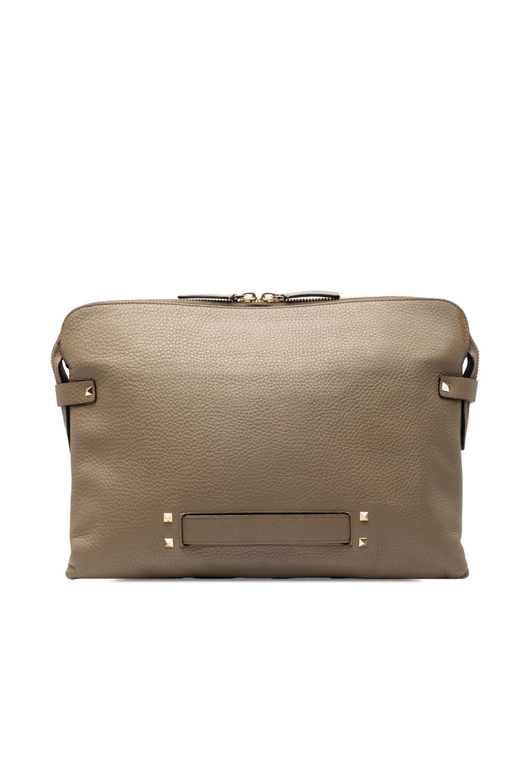 Valentino Pre-Loved Valentino Grained Calfskin Rockstud Clutch